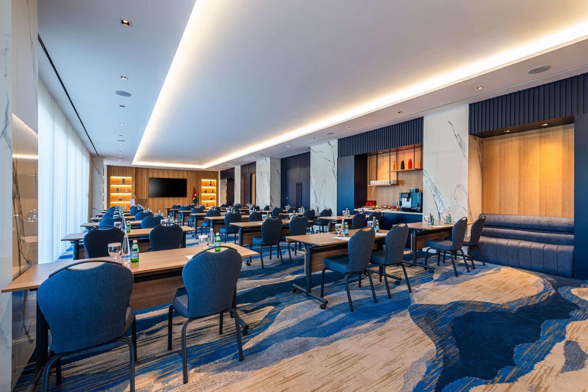 โรงแรมดับเบิ้ลทรี บายฮิลตัน อากาบา อคาบา ภายนอก รูปภาพ Meeting room at the Westin
